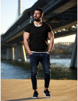 حذاء سبور مموه