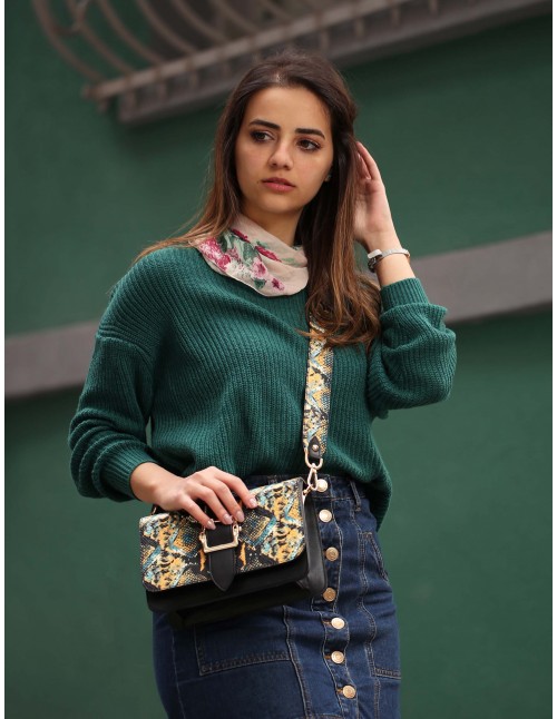 حقيبة اسواريه