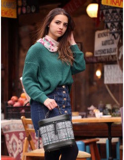 حقيبة جلدية مع قماش